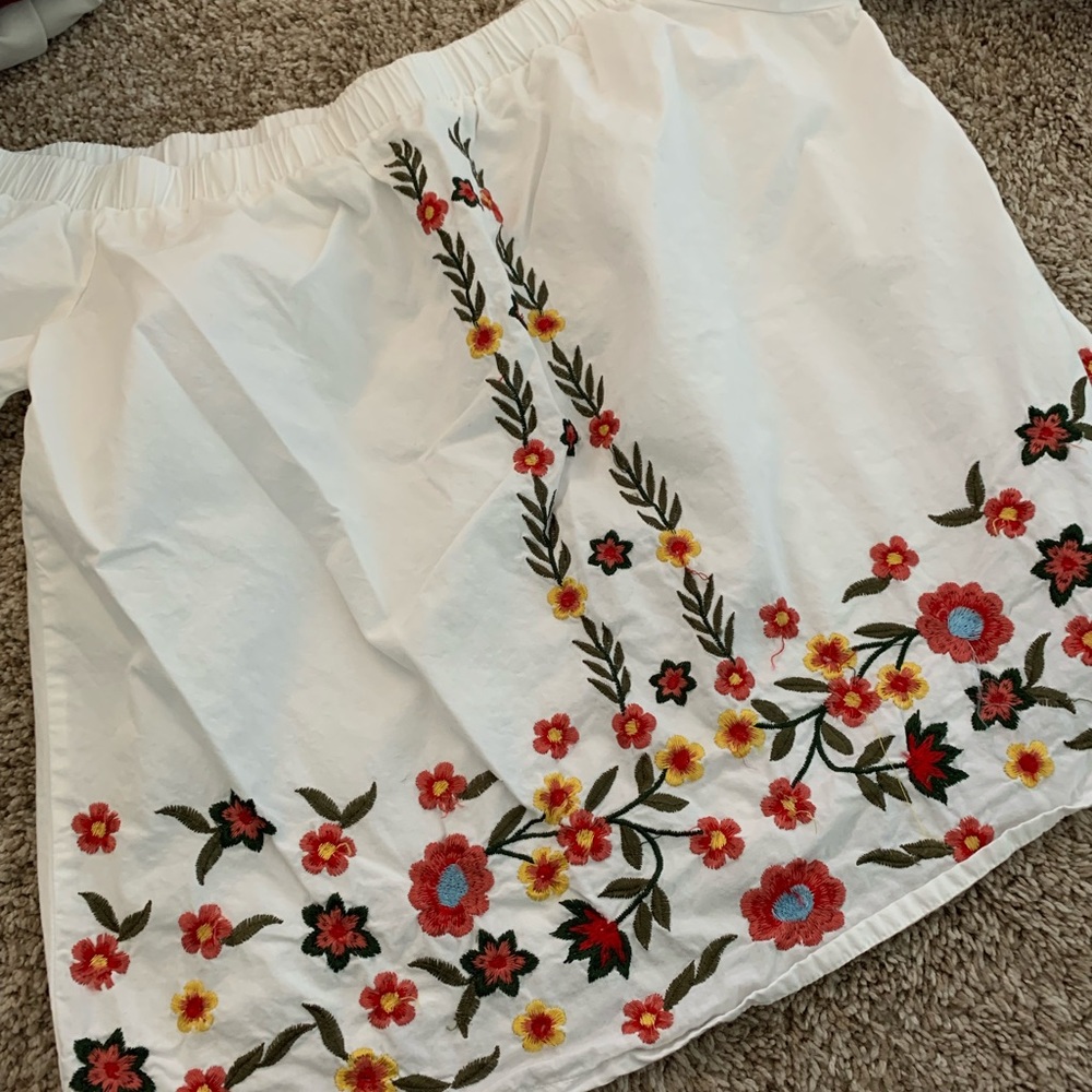 Embroidered shirt